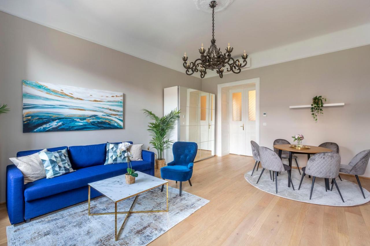 Luxury Elizabeth Residence Next To The New York Cafe Boedapest Buitenkant foto