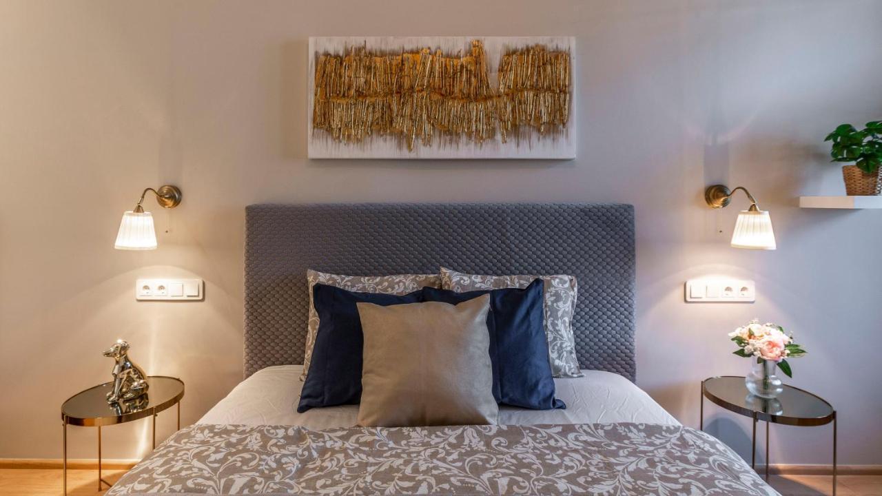 Luxury Elizabeth Residence Next To The New York Cafe Boedapest Buitenkant foto