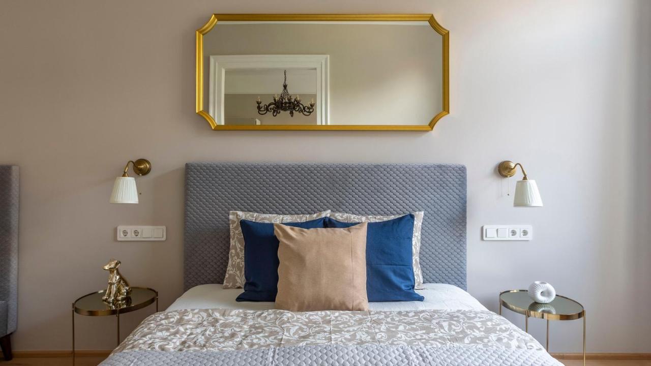 Luxury Elizabeth Residence Next To The New York Cafe Boedapest Buitenkant foto